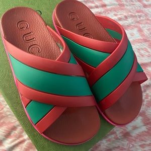 AUTHENTIC Gucci slides
